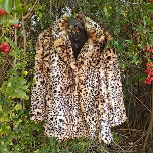 Forever 21 leopard print faux fur jacket NWOT